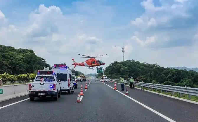 灵台高速公路汽车救援案例
