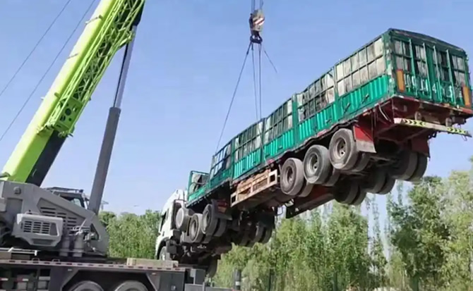 灵台道路脱困救援案例